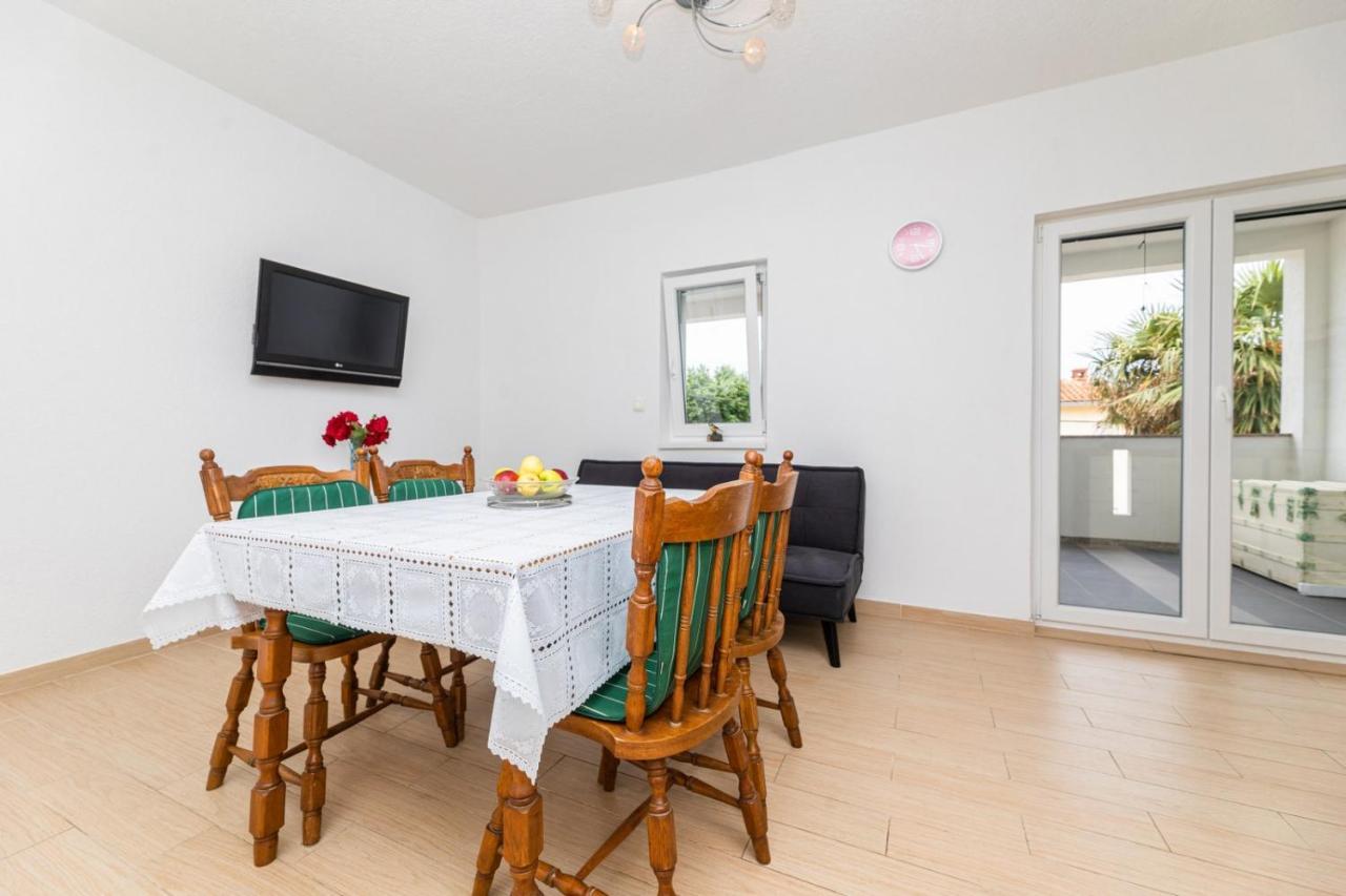 Apartmani Jasarevic Šilo Exteriör bild