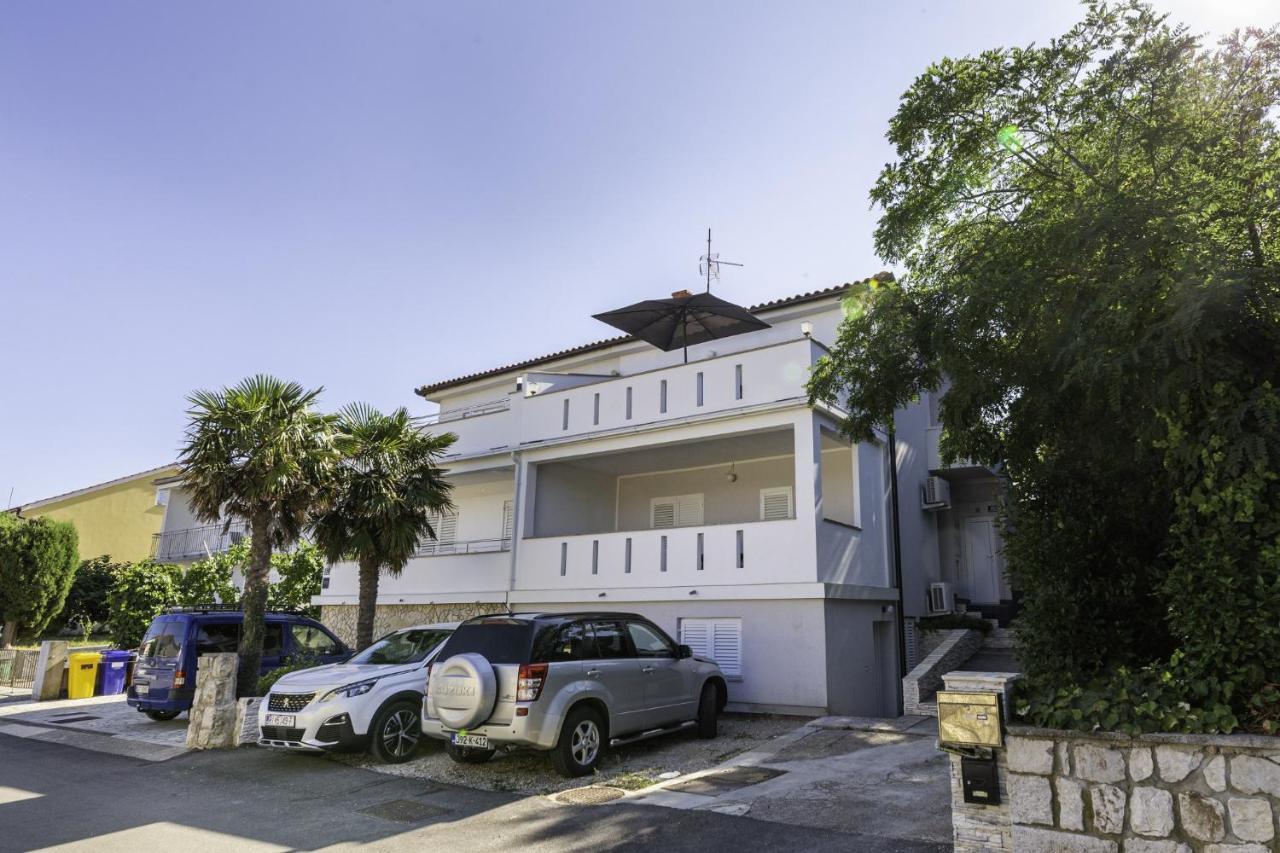Apartmani Jasarevic Šilo Exteriör bild