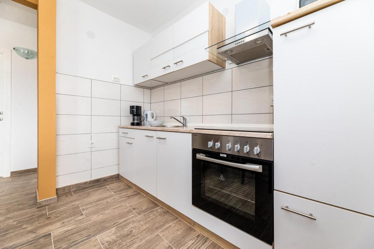 Apartmani Jasarevic Šilo Exteriör bild