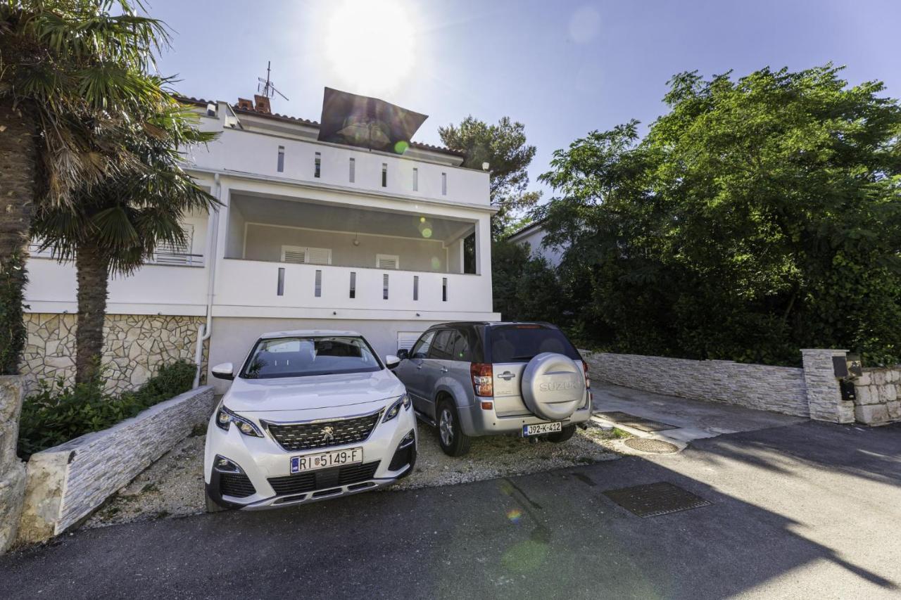 Apartmani Jasarevic Šilo Exteriör bild