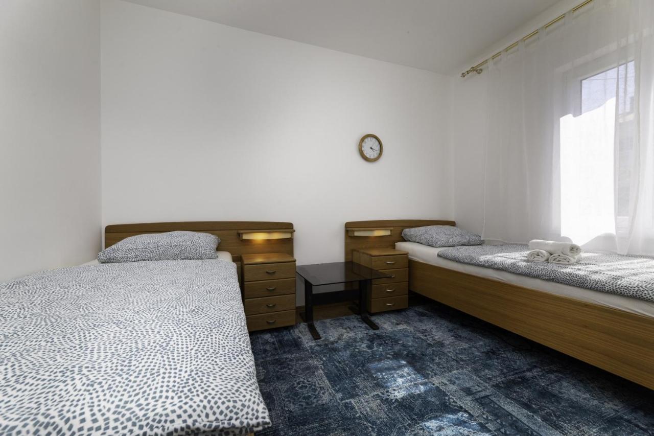 Apartmani Jasarevic Šilo Exteriör bild
