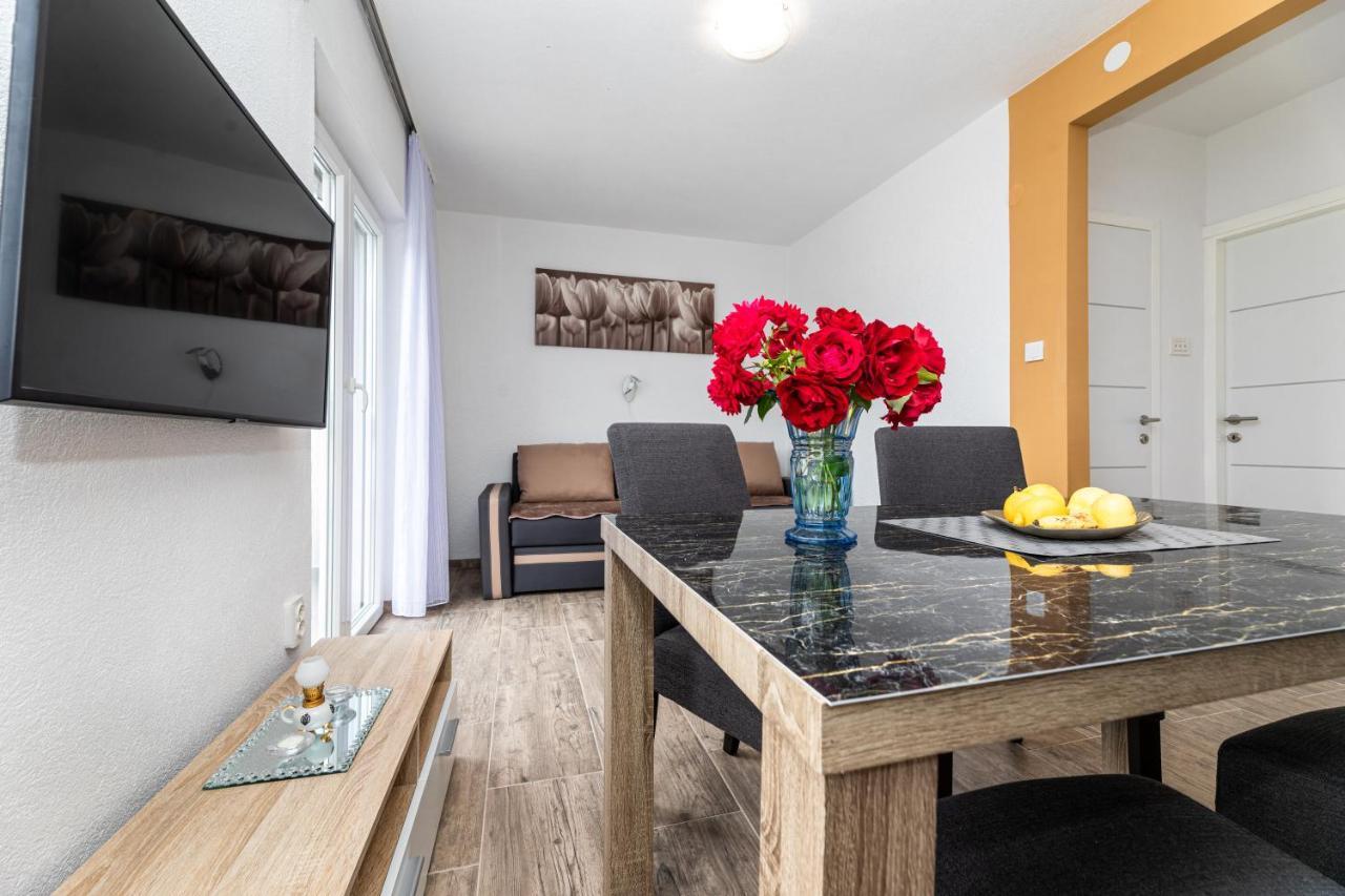 Apartmani Jasarevic Šilo Exteriör bild